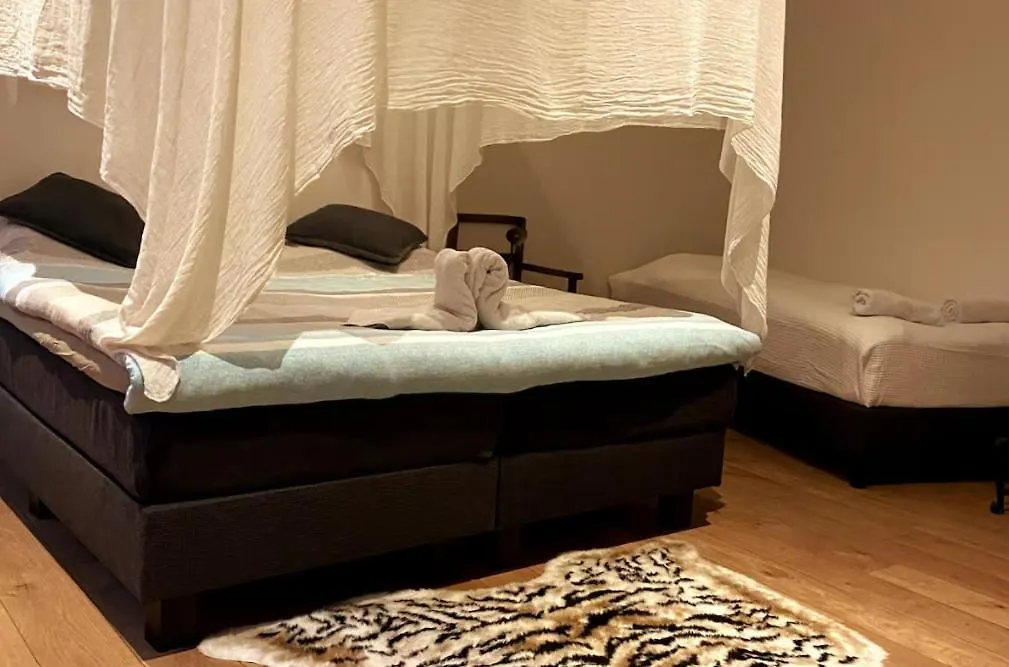 Apartment Stylish & Spacious Flat Viewing The Lovely Mas Antwerp