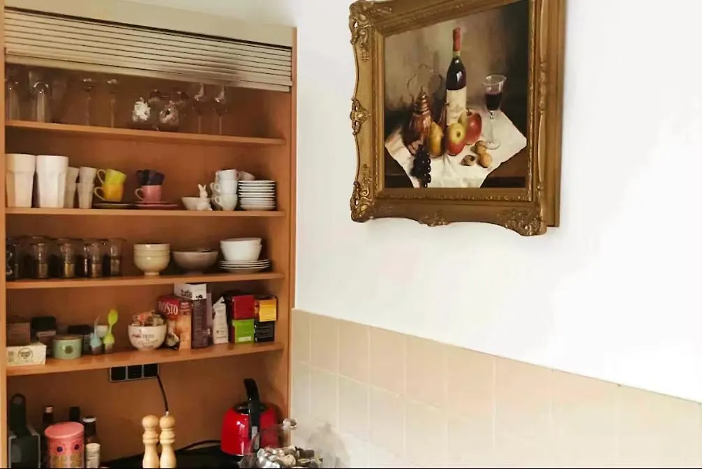 Stylish & Spacious Flat Viewing The Lovely Mas Antwerp 0*,